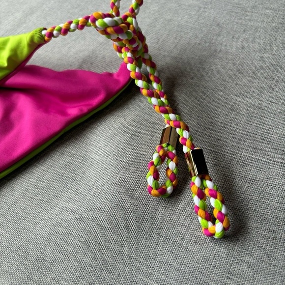 Becca by Rebecca Virtue Wrap Around Demi Reversible Bottoms, Medium - Picture 9 of 9